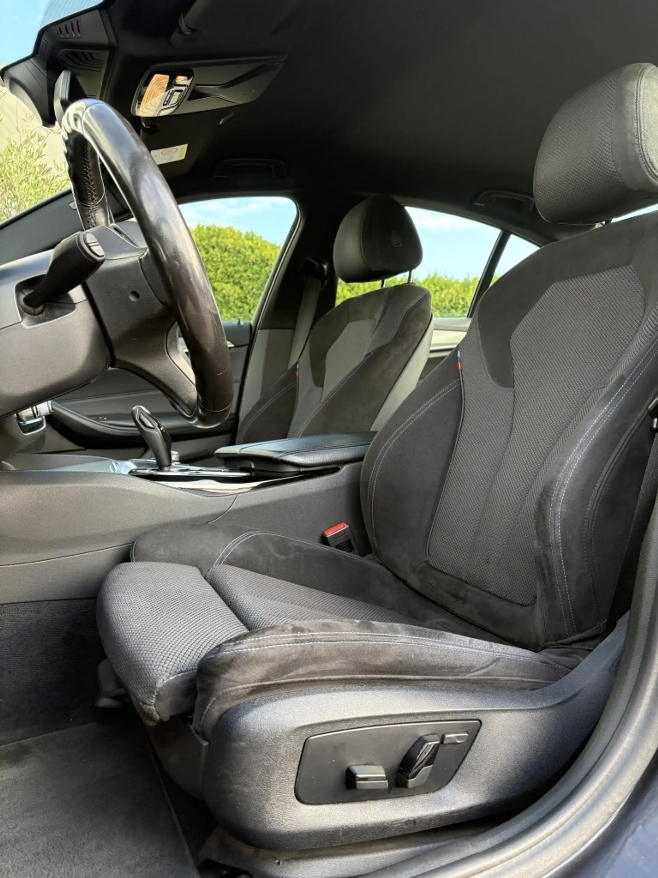 BMW 520 5-serie 520i M-sport | Trekhaak | Elec. stoelen | — photo 12