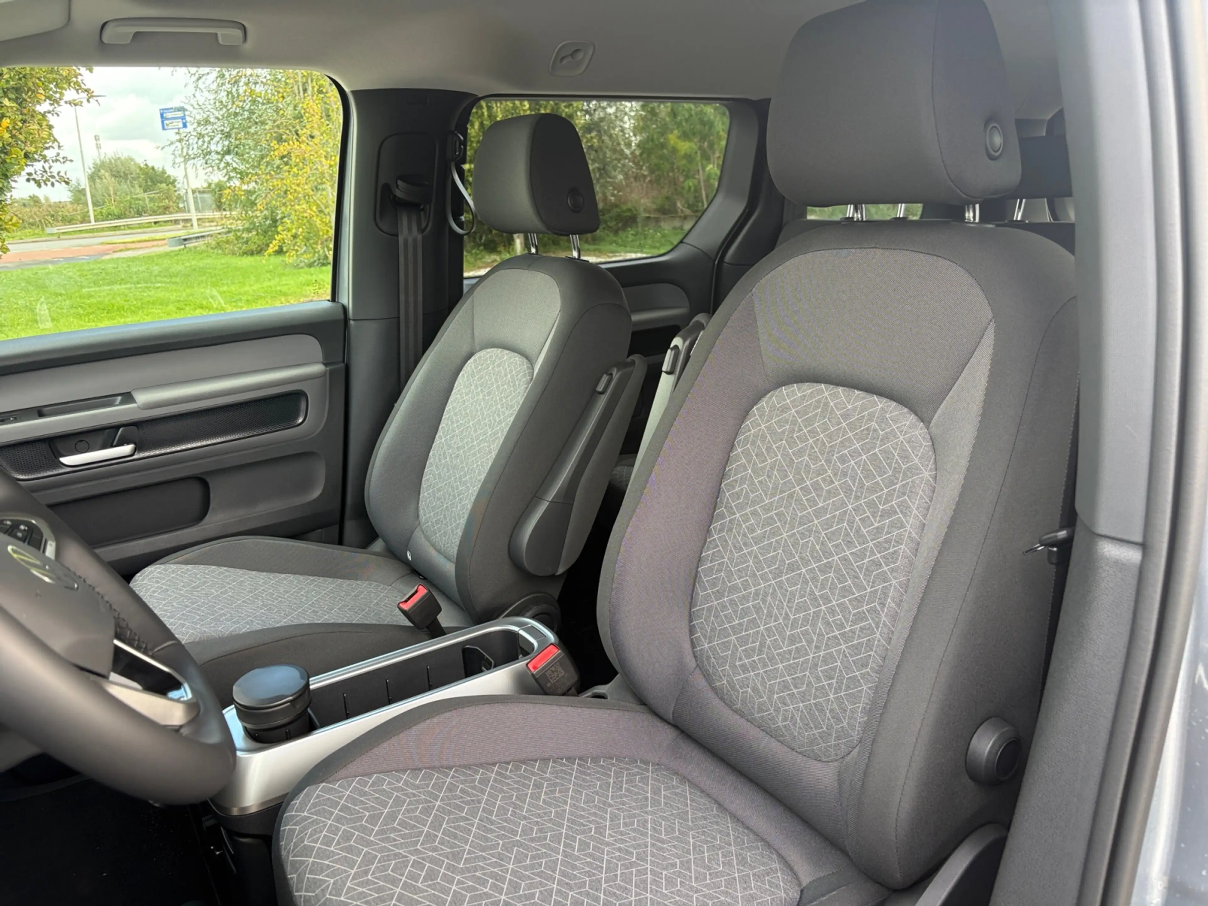 Volkswagen ID. Buzz Pro Limited Edition 79 kWh | 20 inch LMV | Design — photo 13