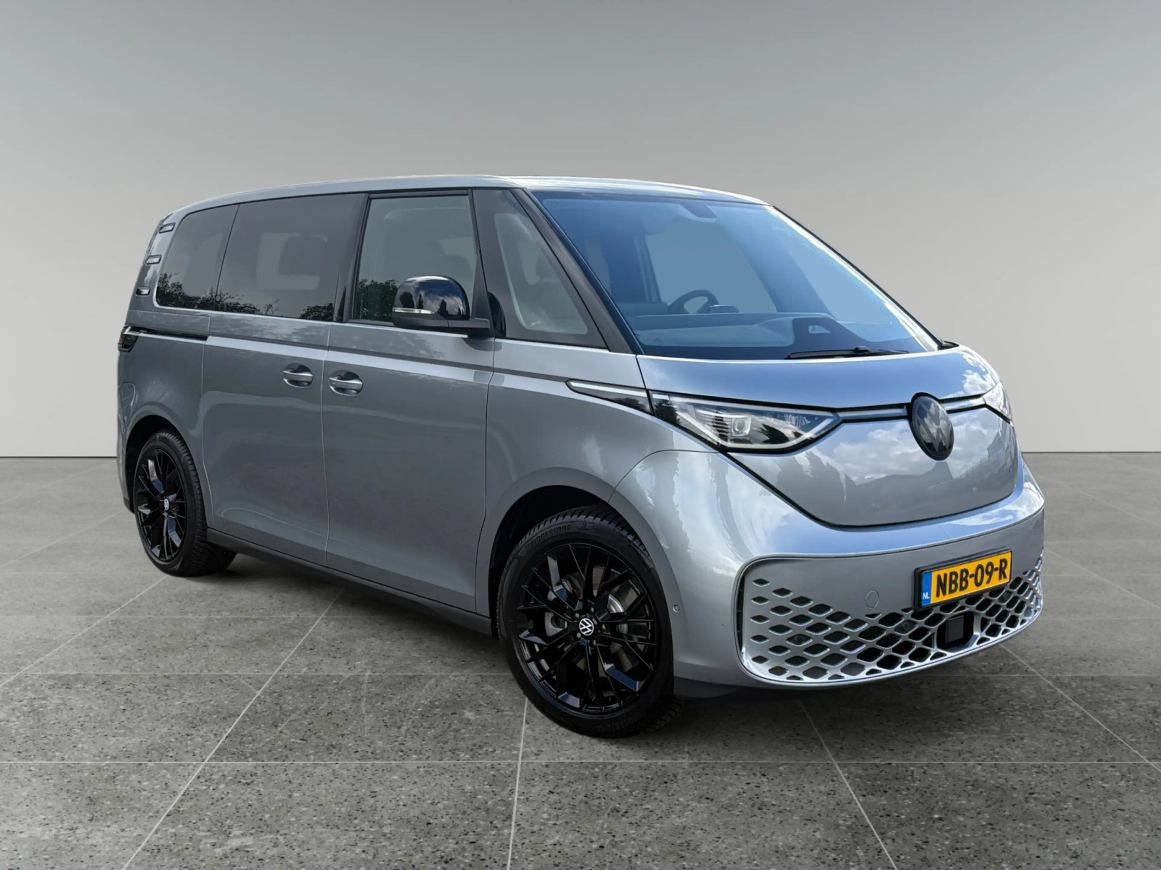 Volkswagen ID. Buzz Pro Limited Edition 79 kWh | 20 inch LMV | Design — photo 11