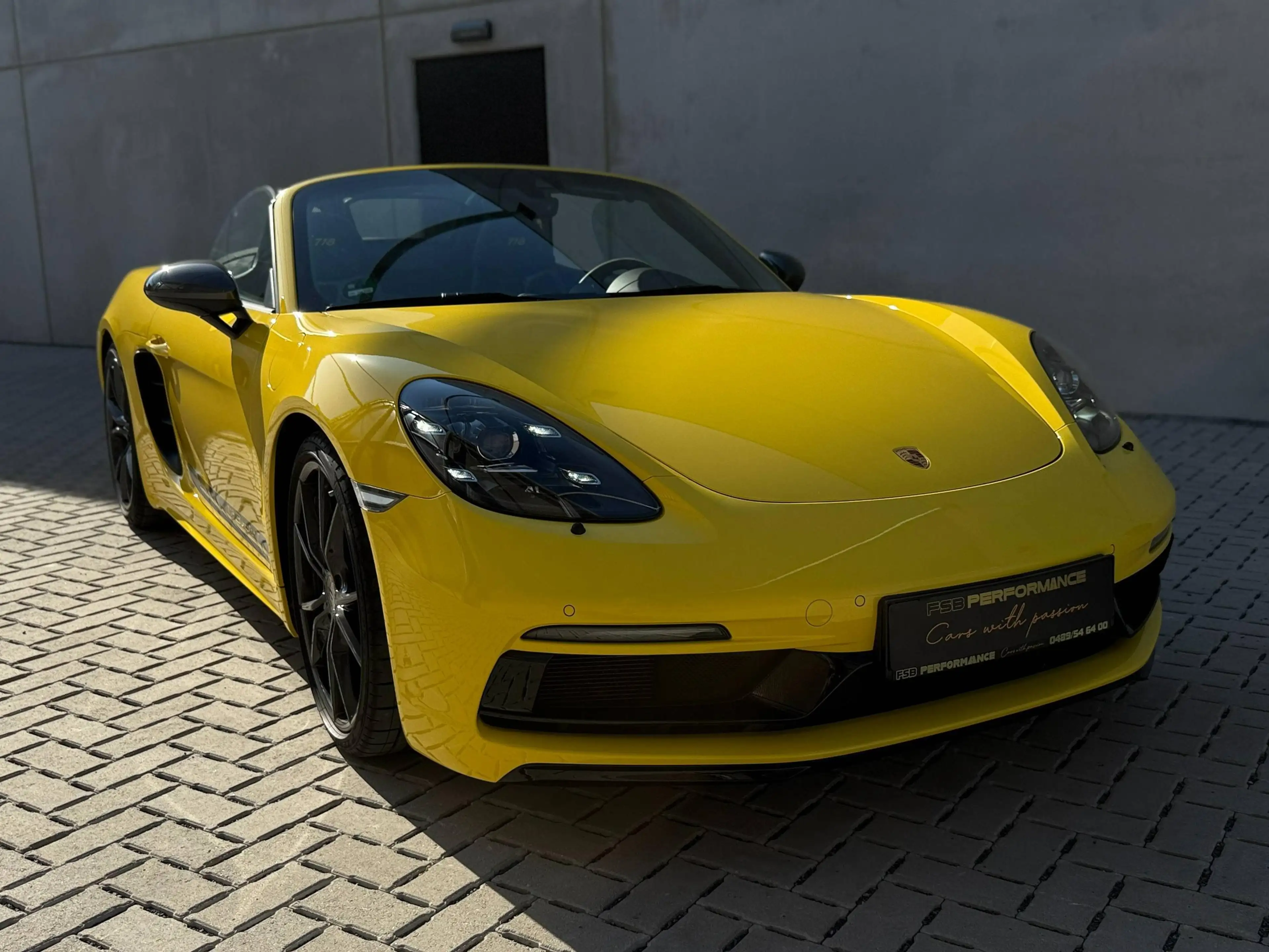 Porsche 718 718 Boxster T 2.0 Turbo — photo 9