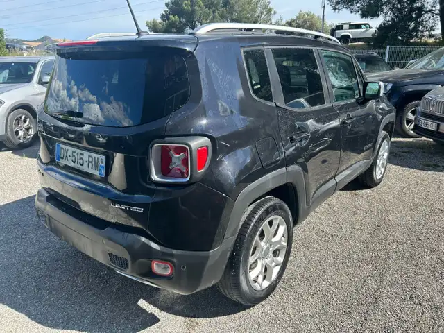 Jeep Renegade view 5