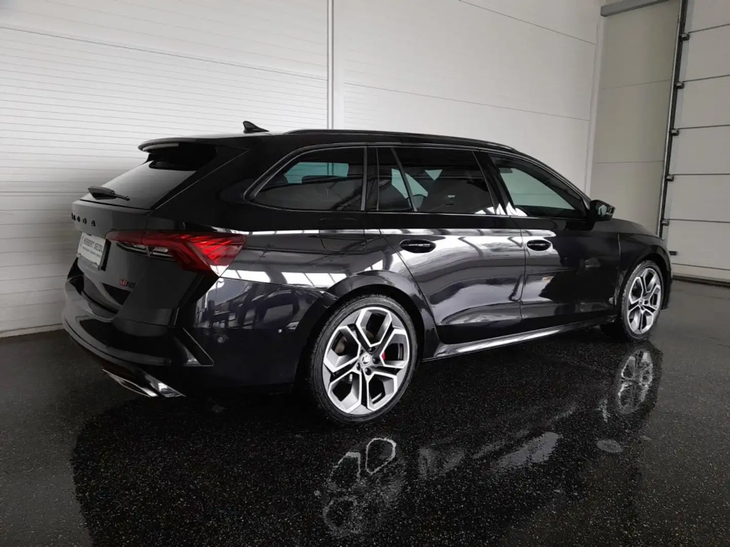 Skoda Octavia Combi RS PLUS 2,0 TDI DSG *19 ZOLL / RS EXKLUSIV INTERIEUR / MATRIX-LED / DCC / STANDHZG / AHV / MEMORY* Schwarz - 2