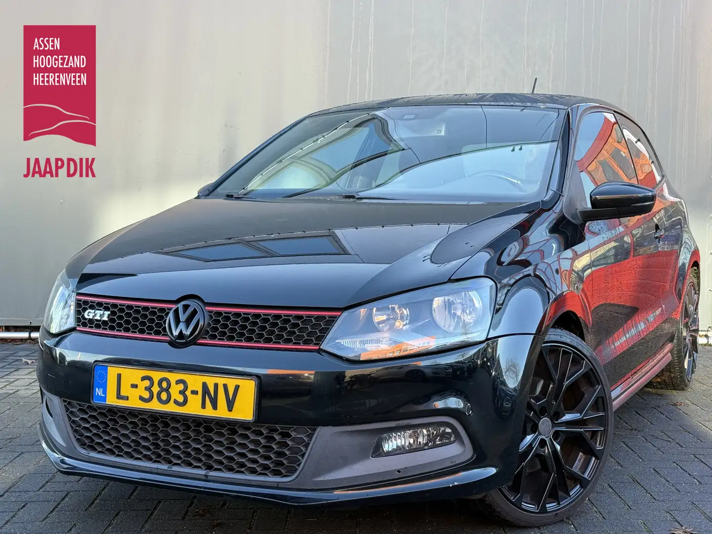 Volkswagen Polo BWJ 2011 1.4 TSI 180 PK GTI AUTOMAAT | BLUETOOTH | Zwart - 1