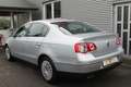 Volkswagen Passat Comfortline 2.0 TDI 140PS,1.Hand nur 126.000km, Gris - thumbnail 5