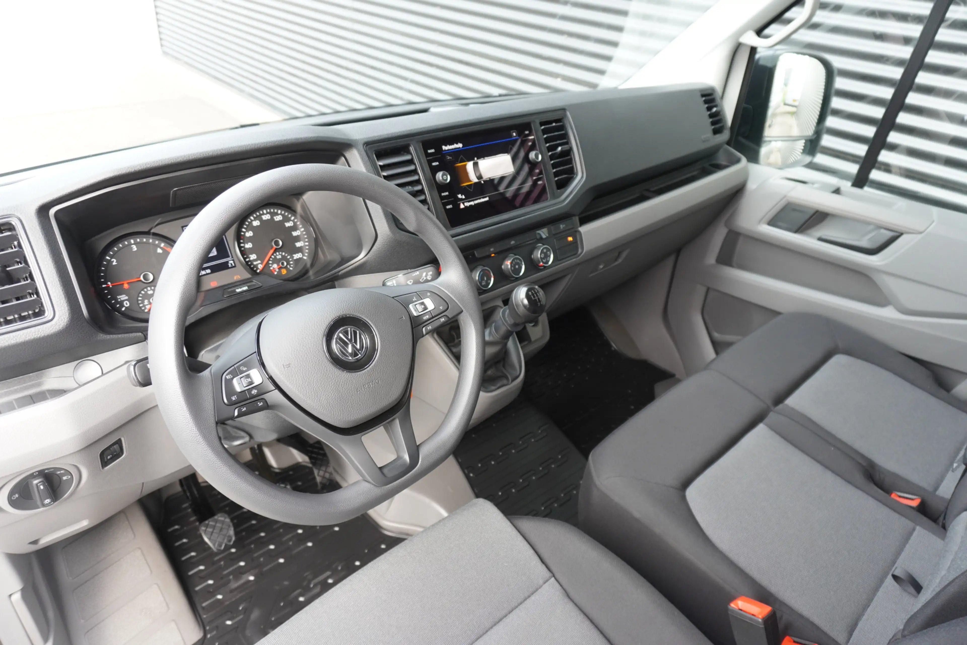 Volkswagen Crafter 177pk L3H3/L2H2 Apple Carplay Camera Parkeersensor — photo 2
