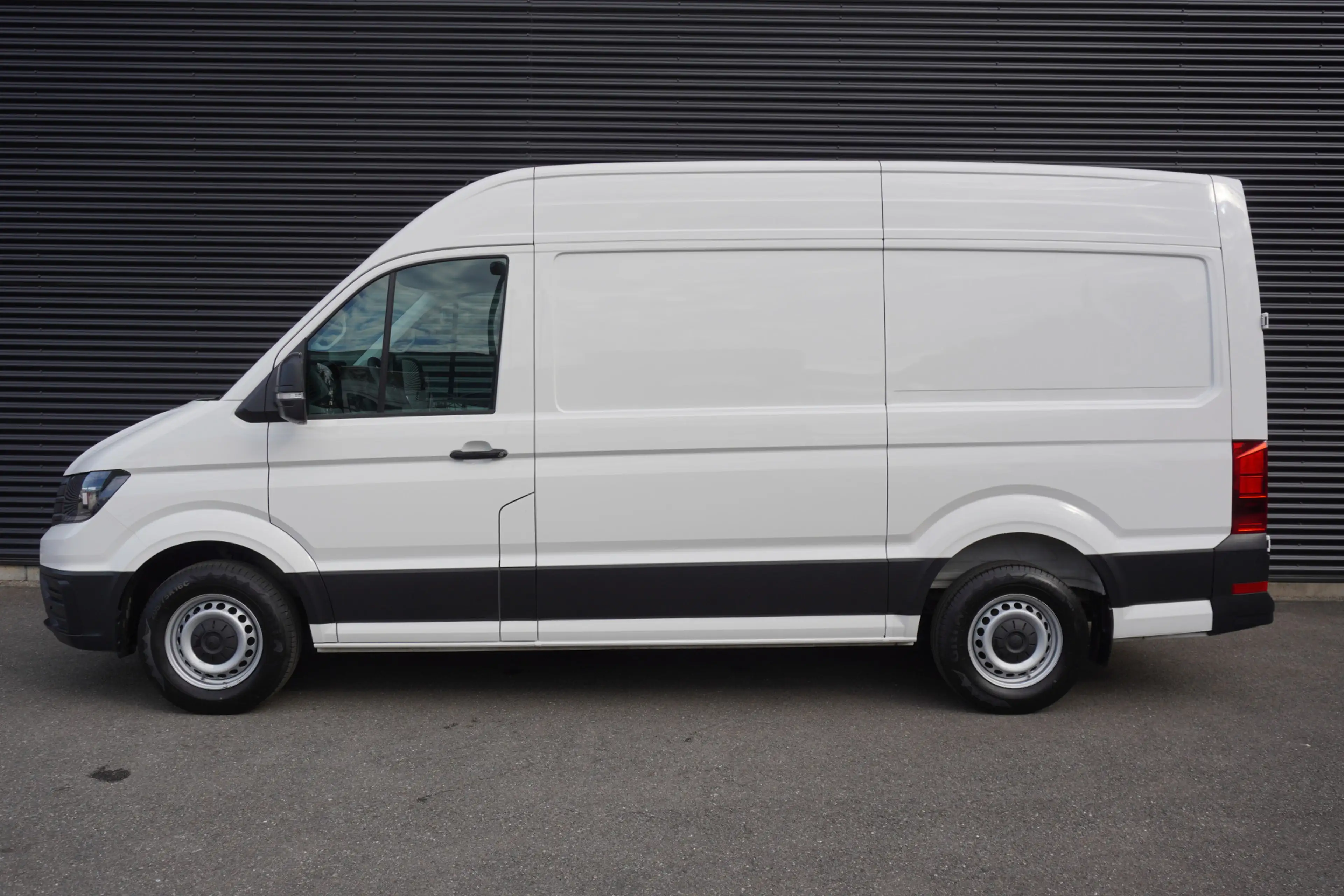Volkswagen Crafter 177pk L3H3/L2H2 Apple Carplay Camera Parkeersensor — photo 4