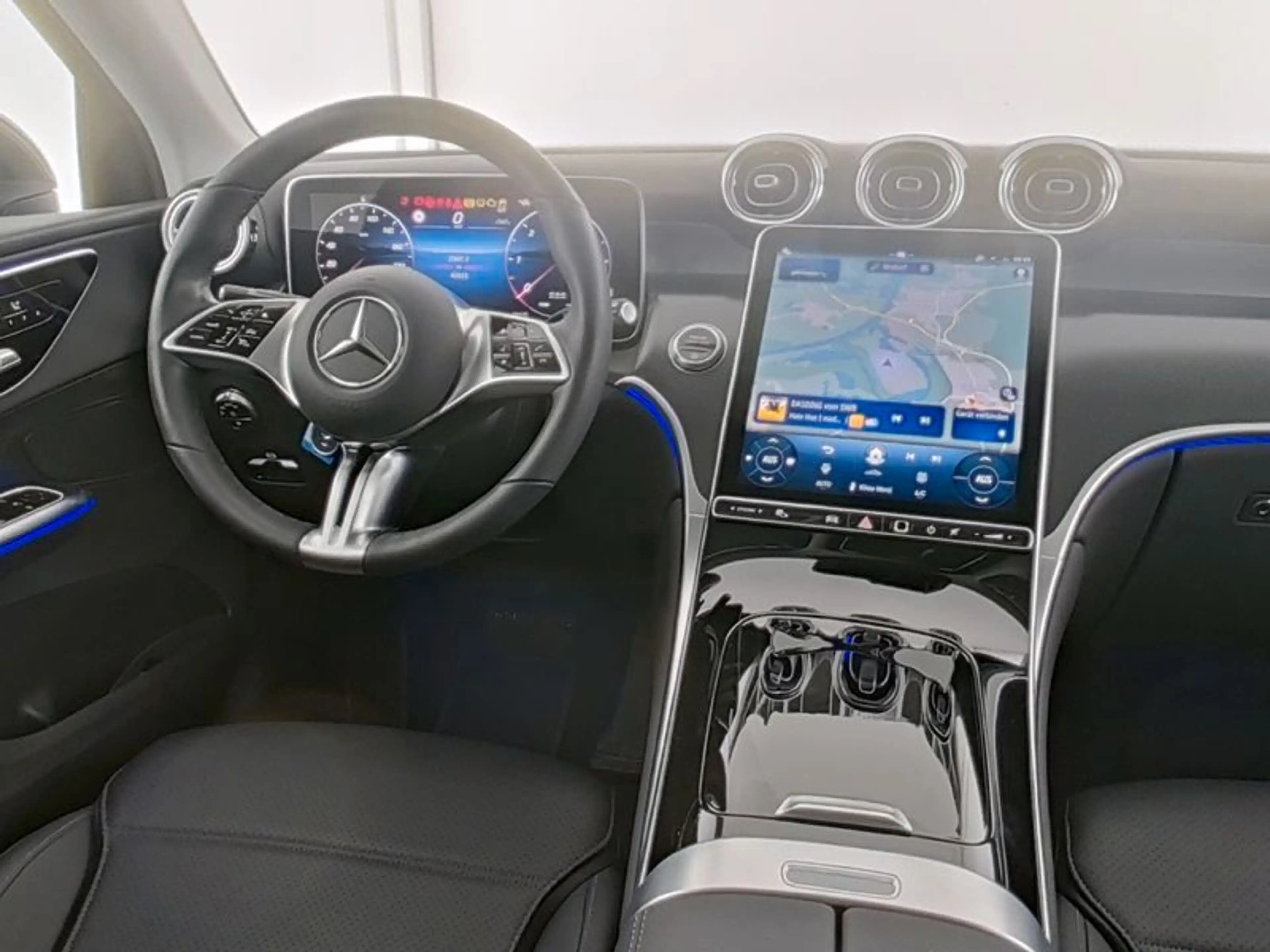 Mercedes-Benz GLC 220 d 4MATIC Coupé AVANTGARDE+ADVPLUS+AHK+WI — photo 6
