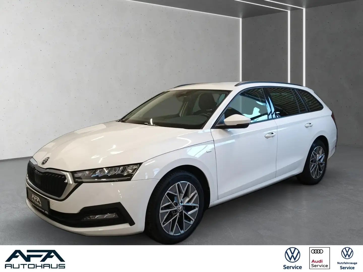 Skoda Octavia Combi 1.0 TSI Ambition DSG NAV*LED*GRA*DC Weiß - 1