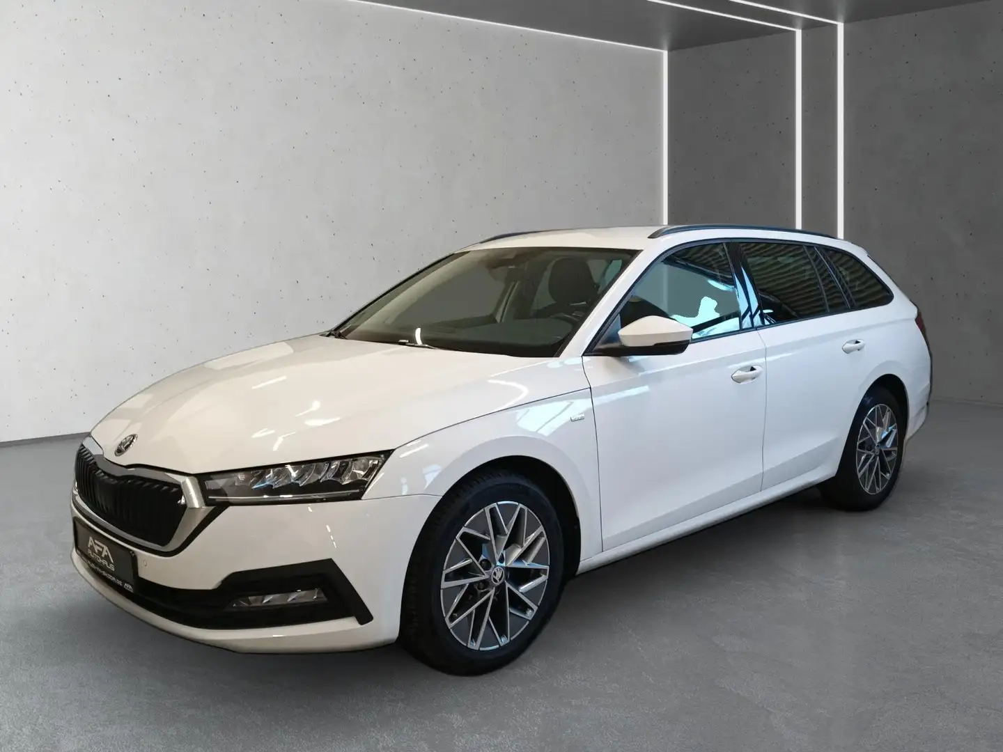 Skoda Octavia Combi 1.0 TSI Ambition DSG NAV*LED*GRA*DC Weiß - 2