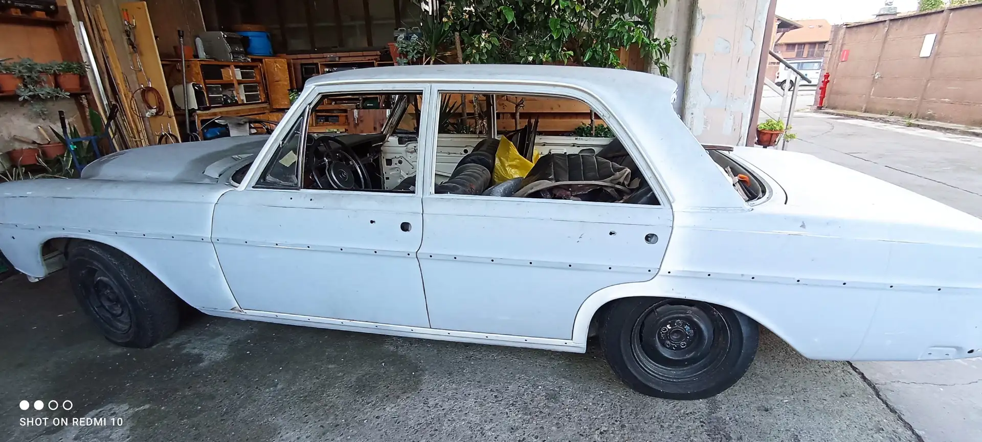 Mercedes-Benz 250 SE Bianco - 2