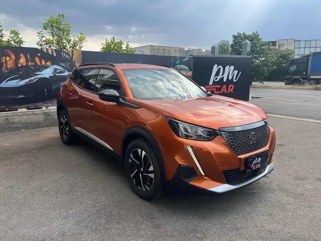 Peugeot 2008 view 3