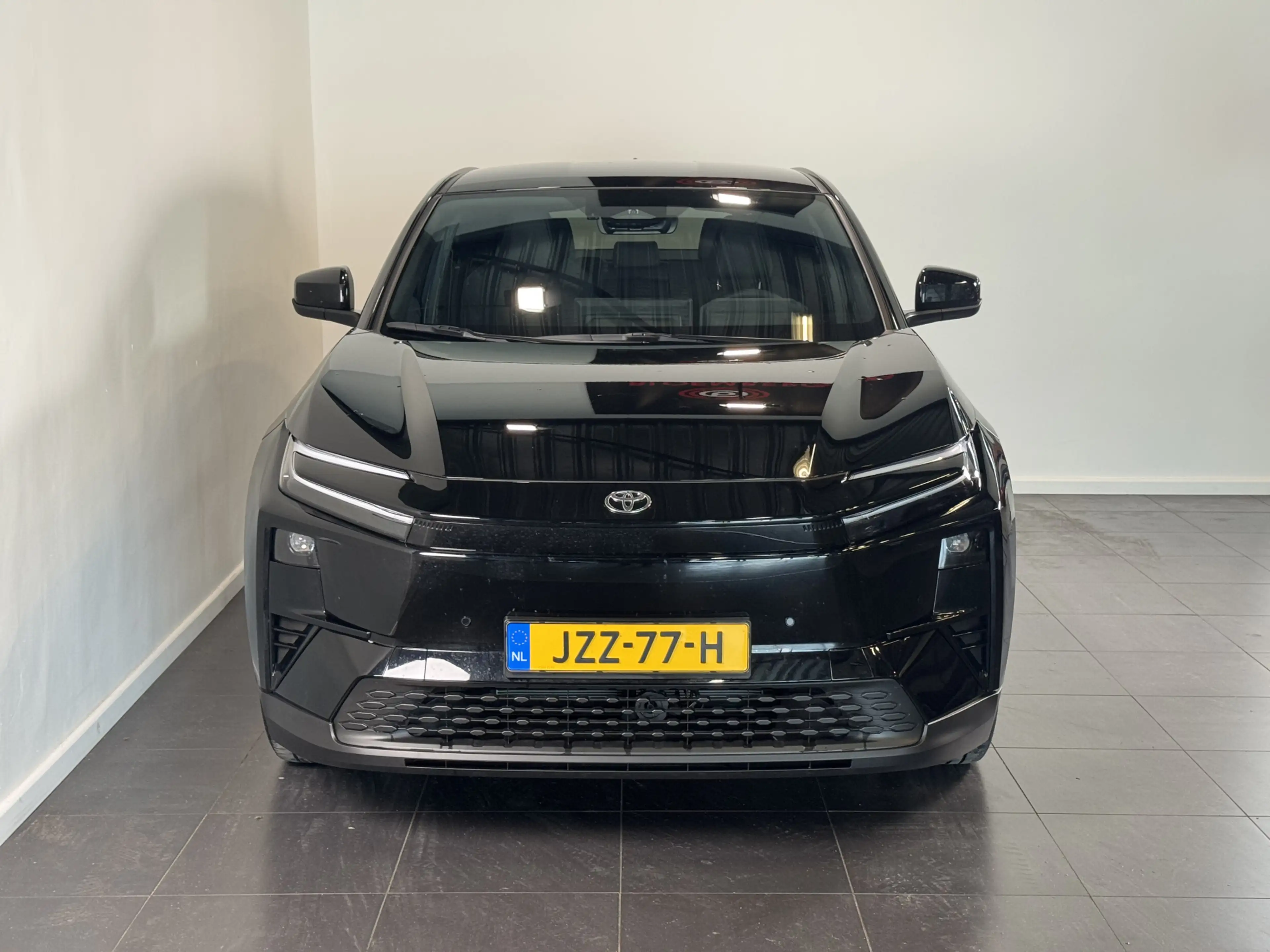 Toyota C-HR+ First Edition 77 kWh | 20'inch velgen| 607km WTLP — photo 2