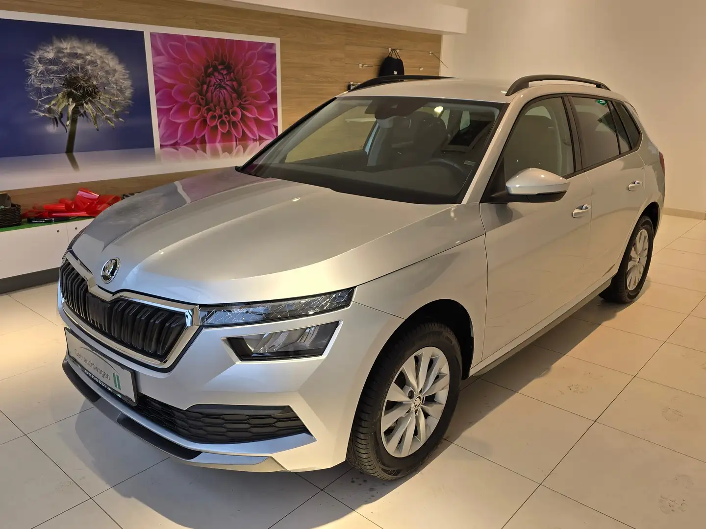 Skoda Kamiq Style DSG Silber - 1