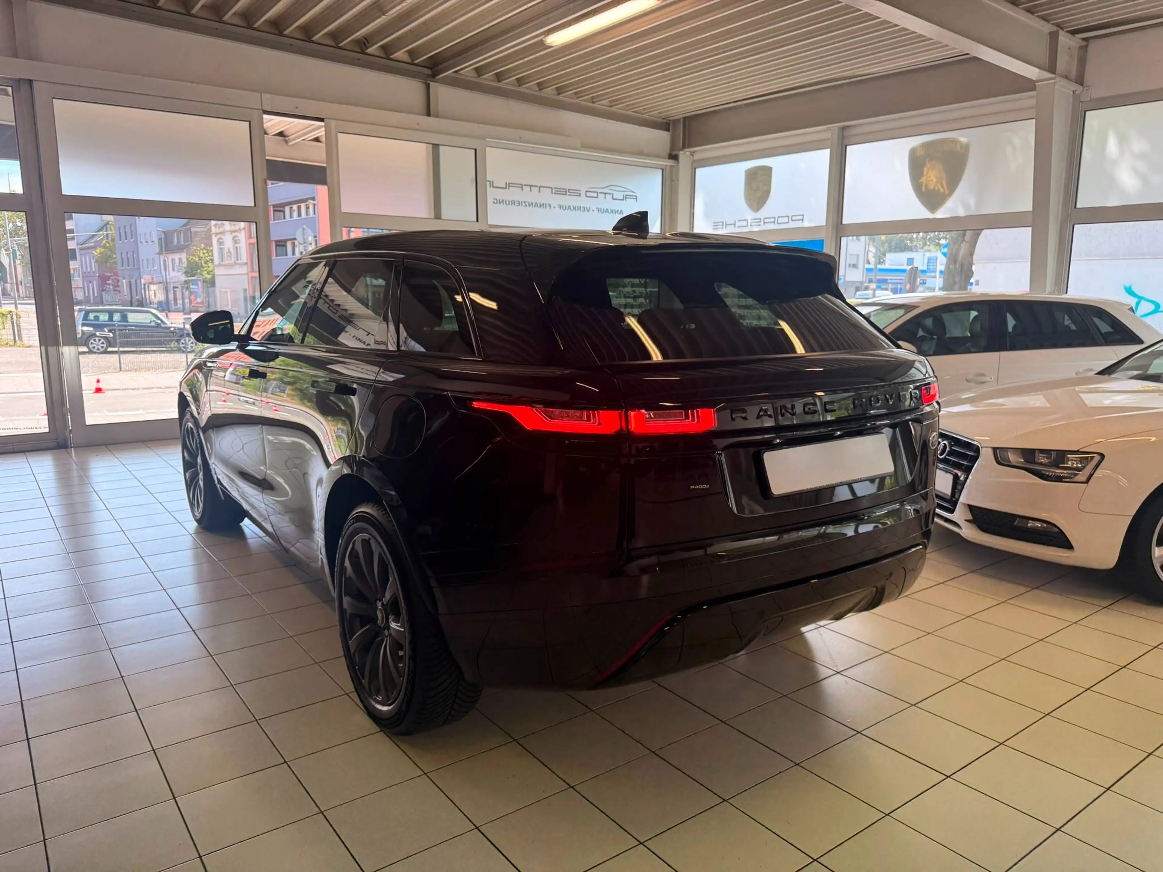 Land Rover Range Rover Velar Hybrid/Kamera/Leder/P400e — photo 5