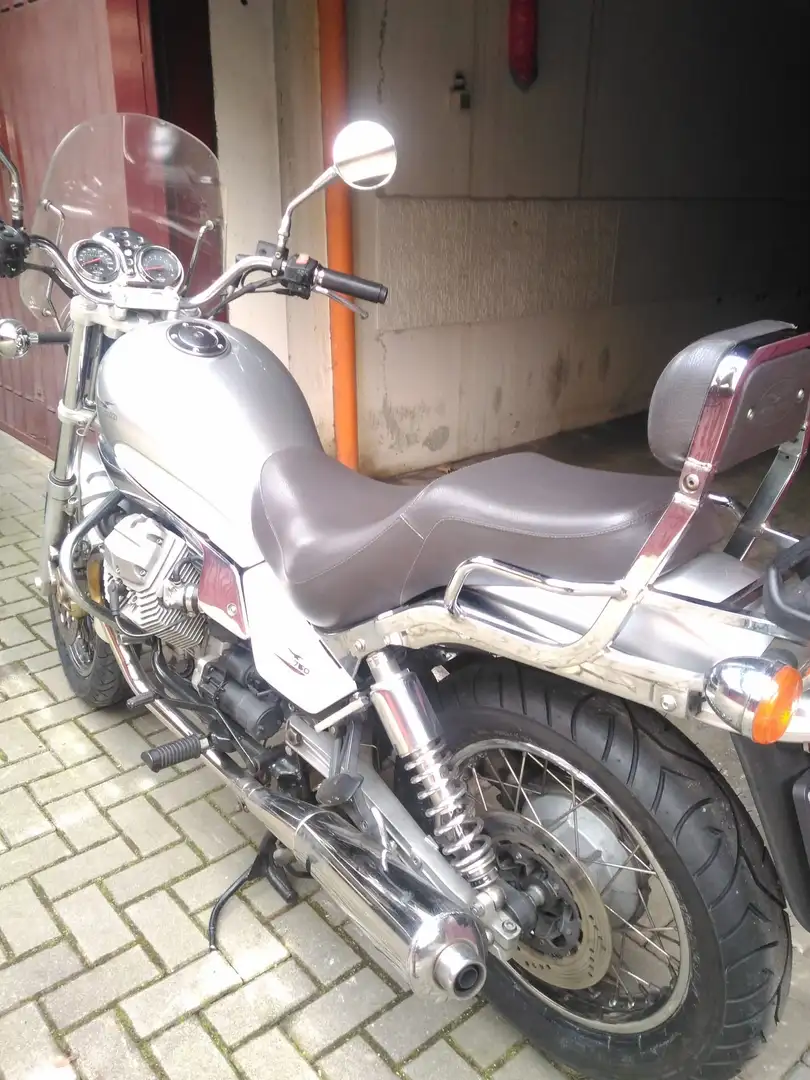 Moto Guzzi Nevada Club 750 Zilver - 2