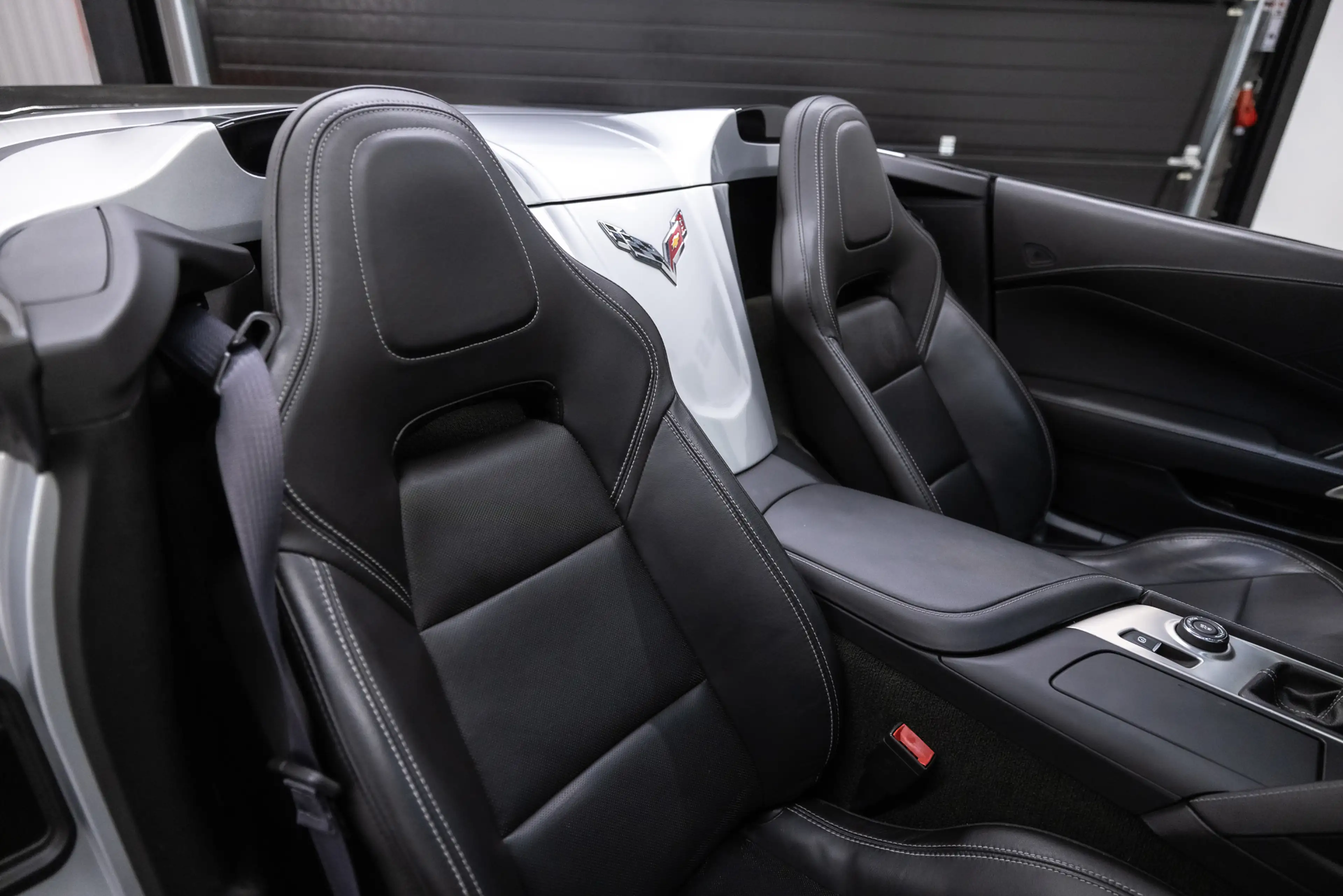 Chevrolet Corvette USA Convertible 6.2 Stingray — photo 8