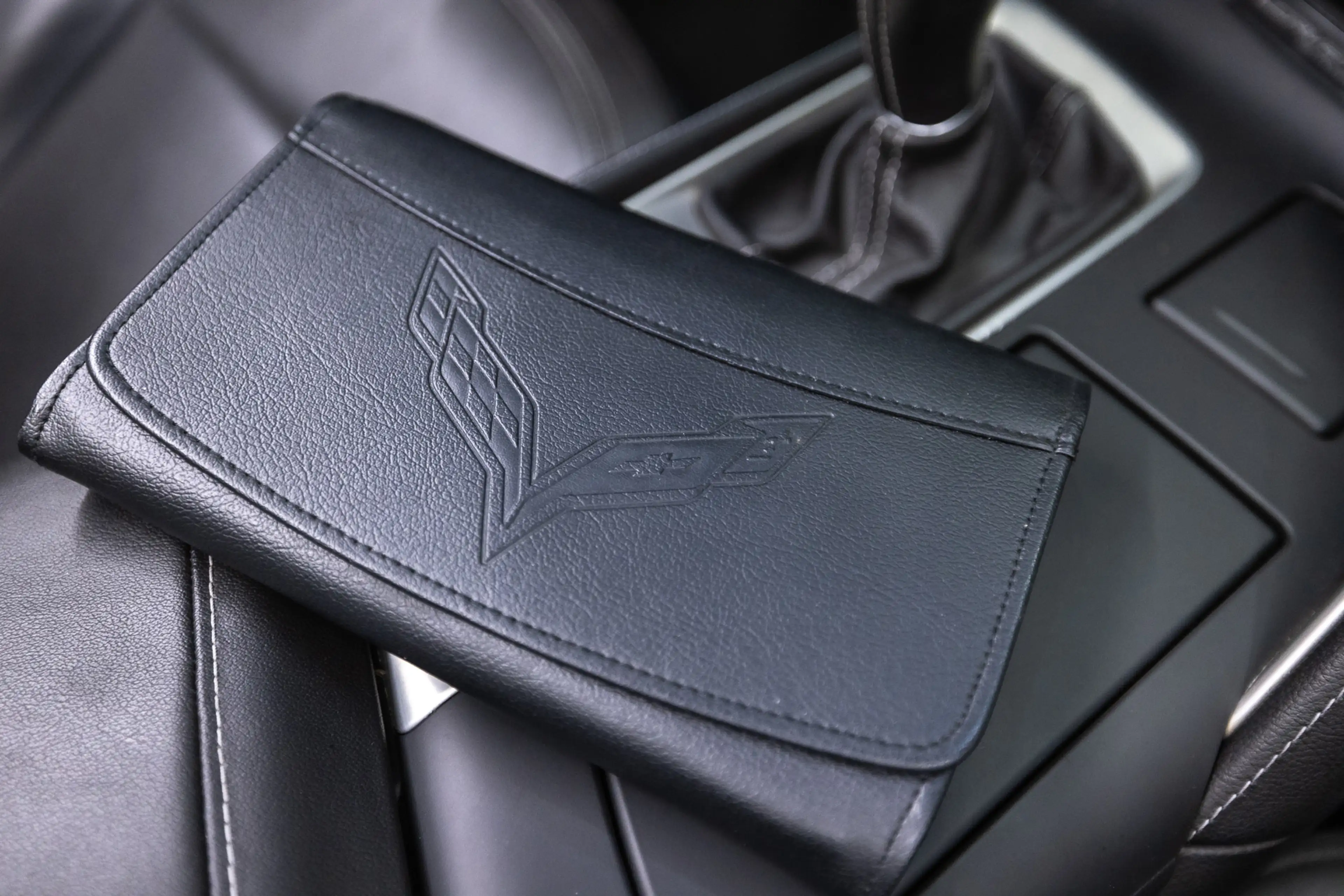 Chevrolet Corvette USA Convertible 6.2 Stingray — photo 12