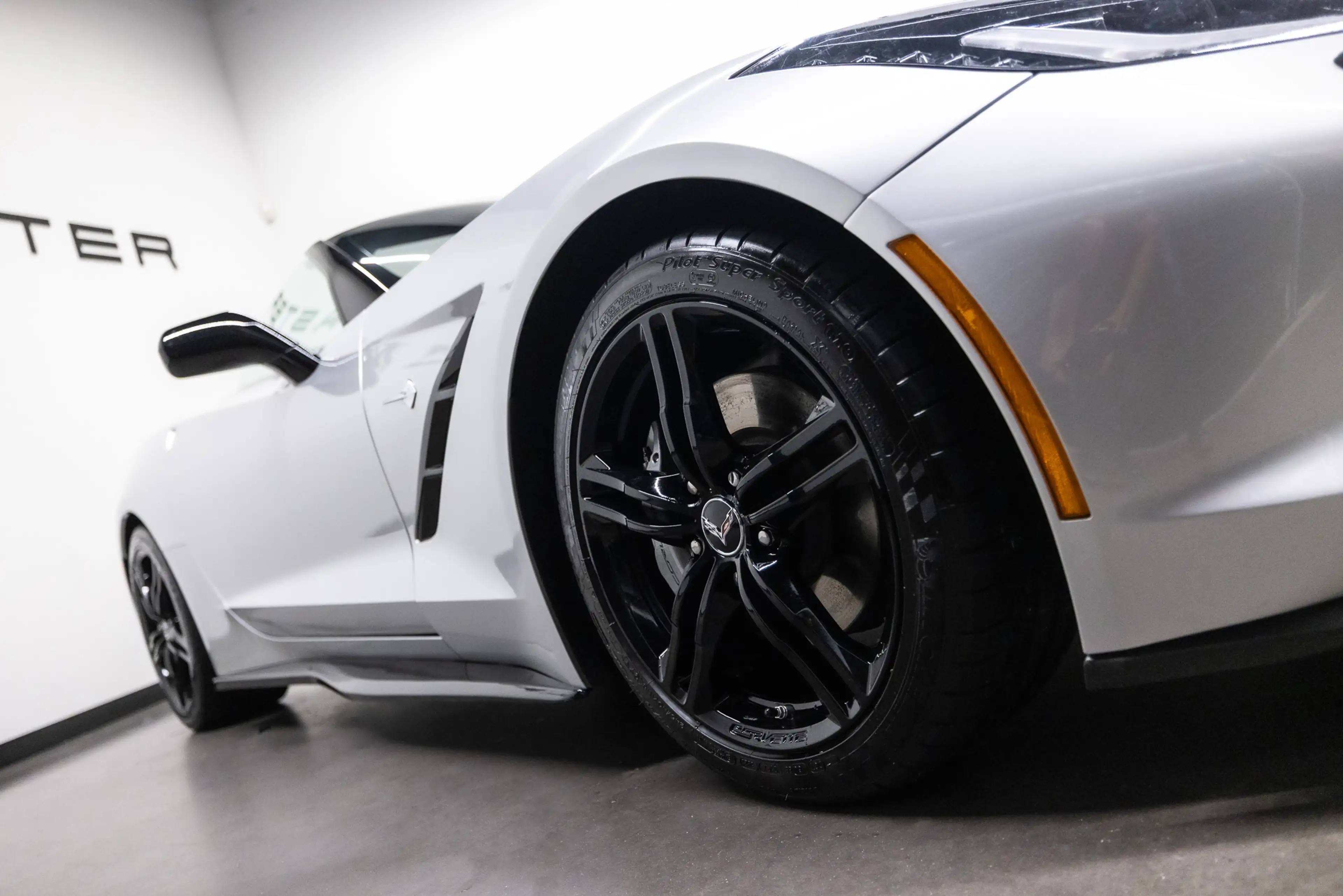 Chevrolet Corvette USA Convertible 6.2 Stingray — photo 11
