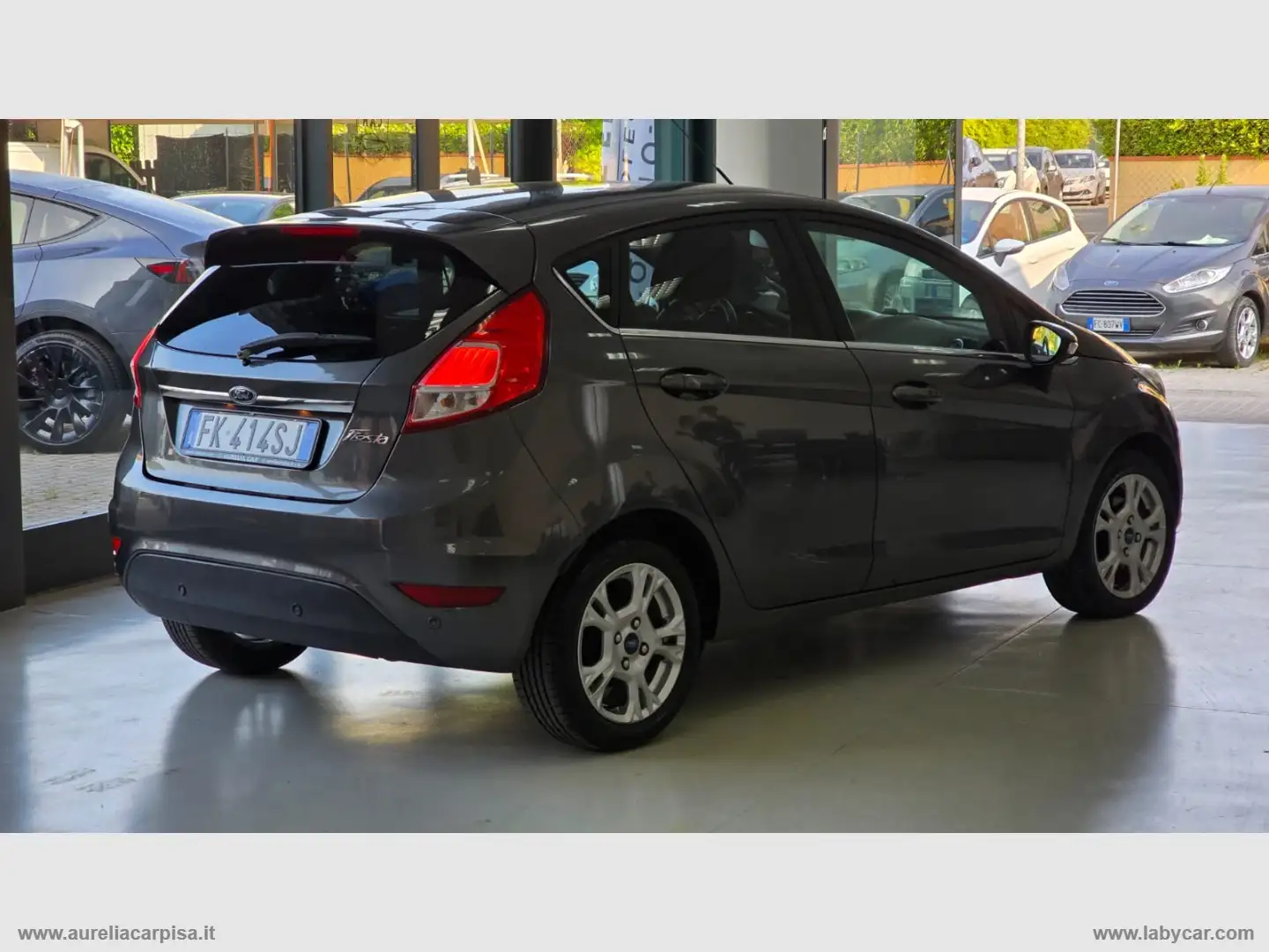 Ford Fiesta 1.5 TDCi 75 CV 5p. Titanium Grigio - 2