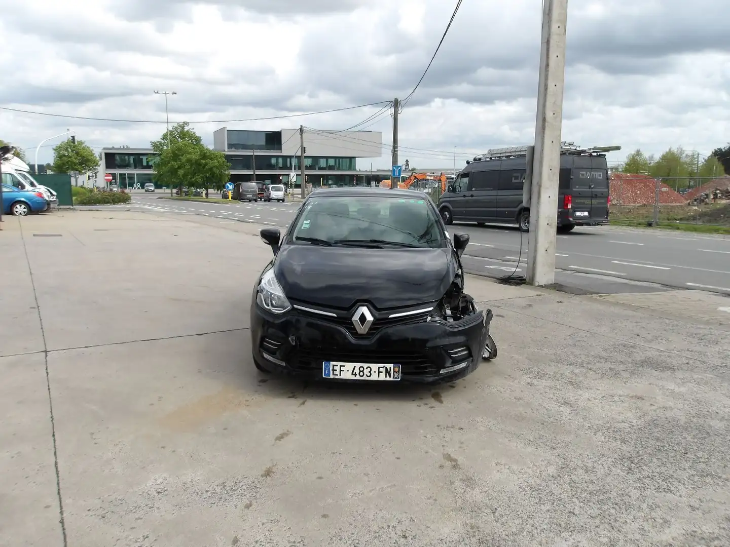 Renault Clio Zwart - 1