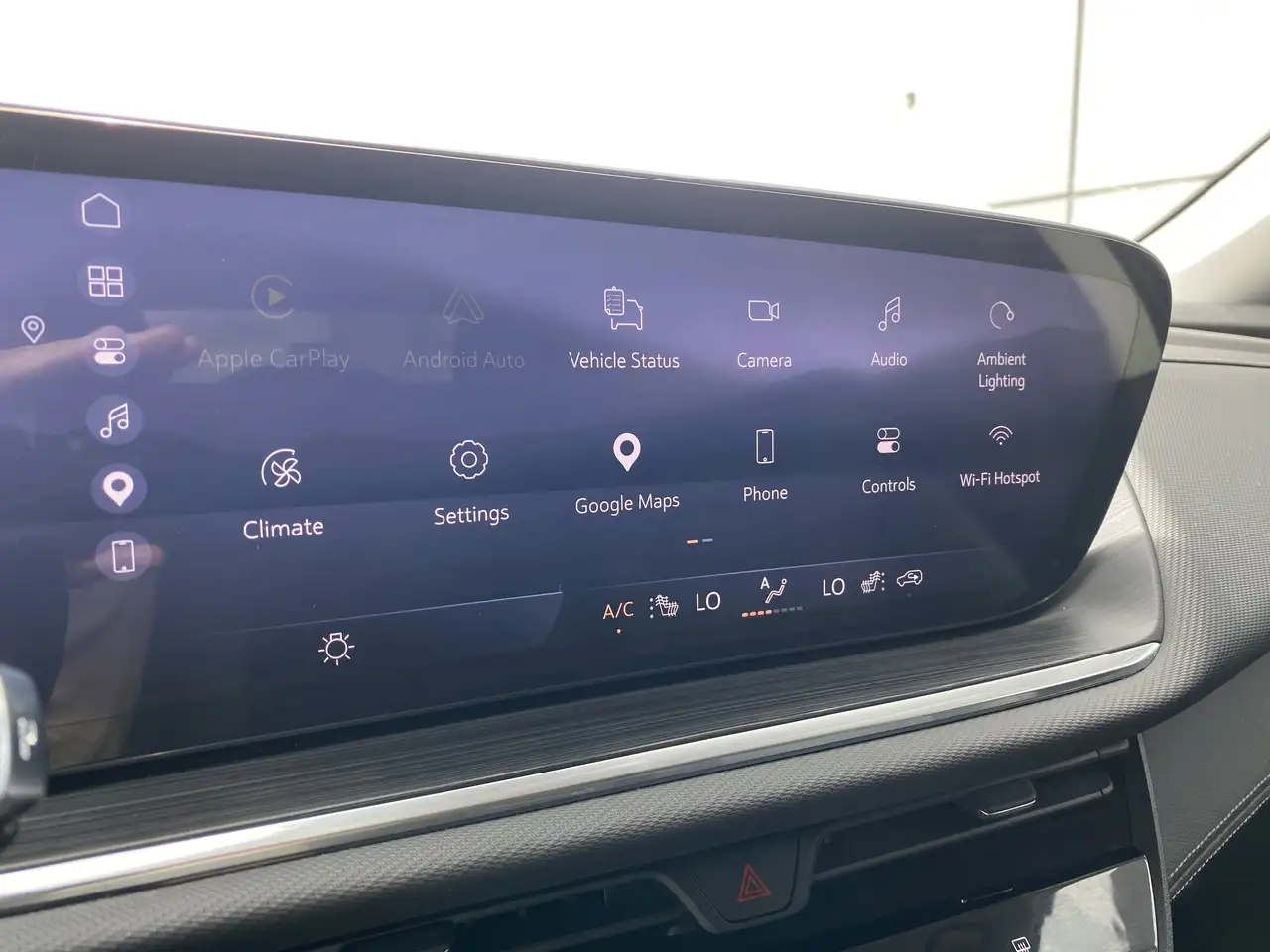 Buick Envision снимка Buick Envision