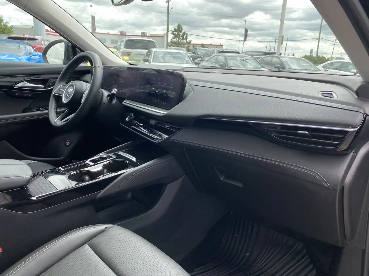 Buick Envision снимка Buick Envision