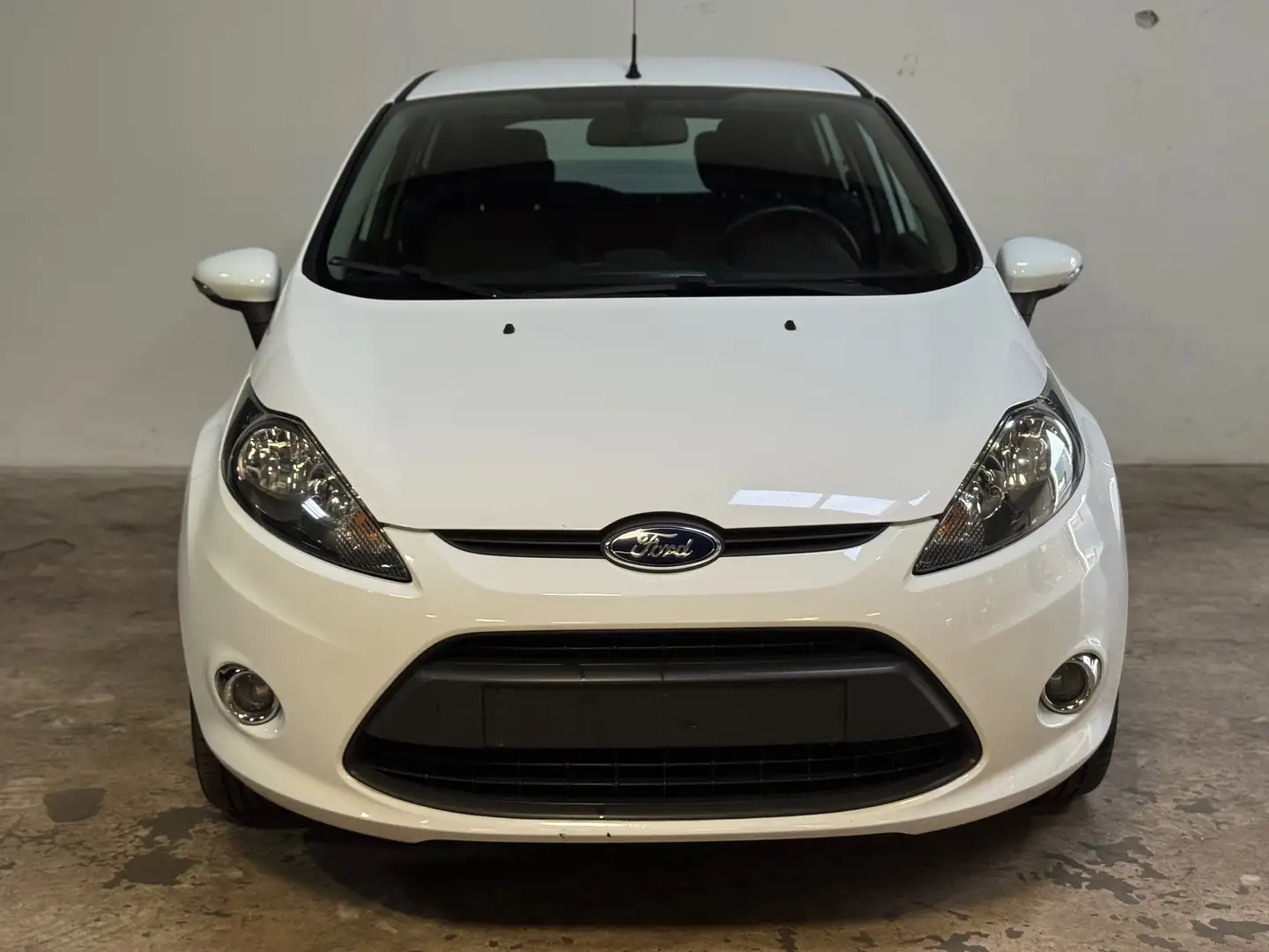 Ford Fiesta Fiesta 1.4 TDCi Titanium DPF Blanc - 2