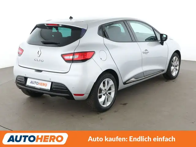 Renault Clio view 6