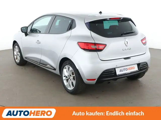 Renault Clio view 4