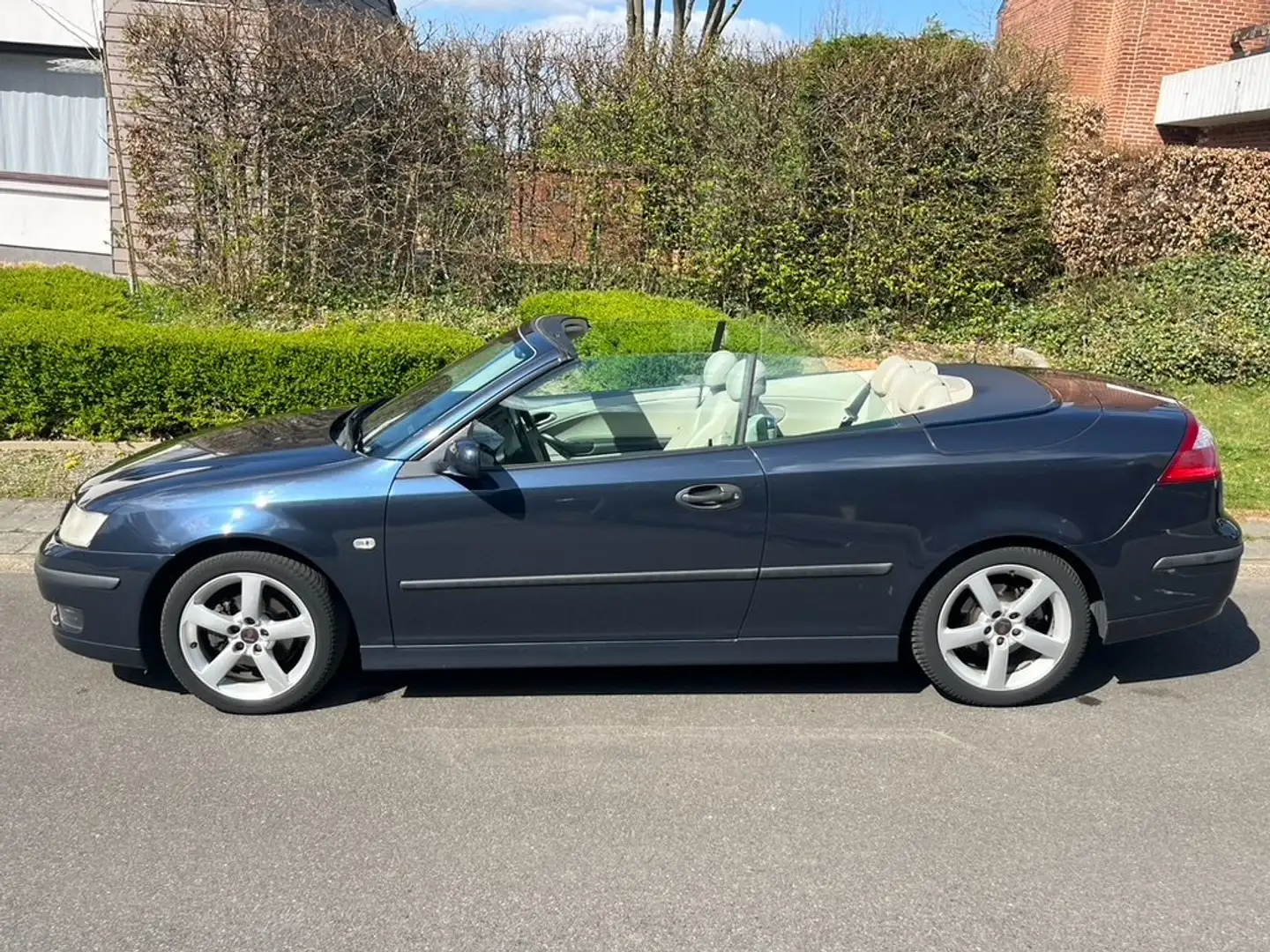 Saab 9-3 9-3 2.0t Cabrio Vector Bleu - 2