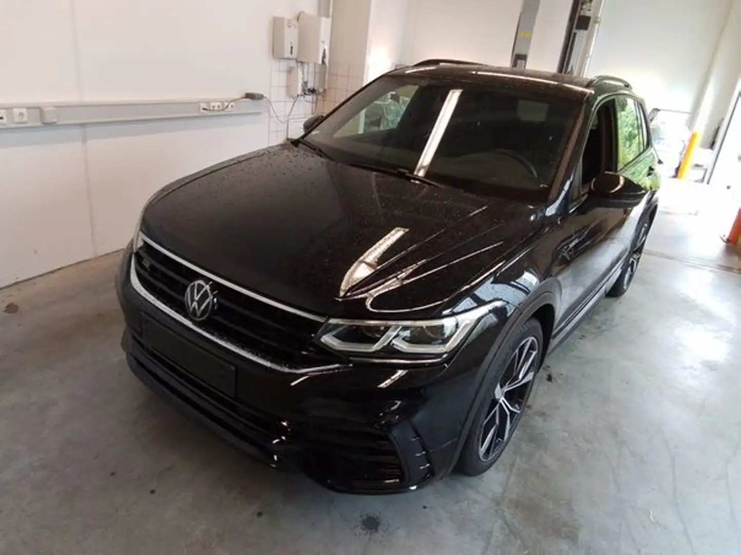 Volkswagen Tiguan R-Line TDi DSG 4M Black/Matrix/CarPlay Schwarz - 2