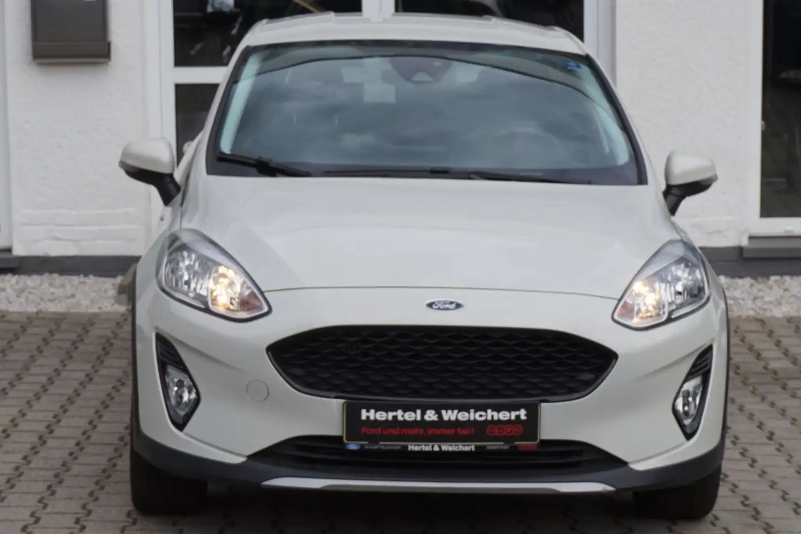 Ford Fiesta 1.0 EcoBoost S&S Aut. ACTIVE Weiß - 2