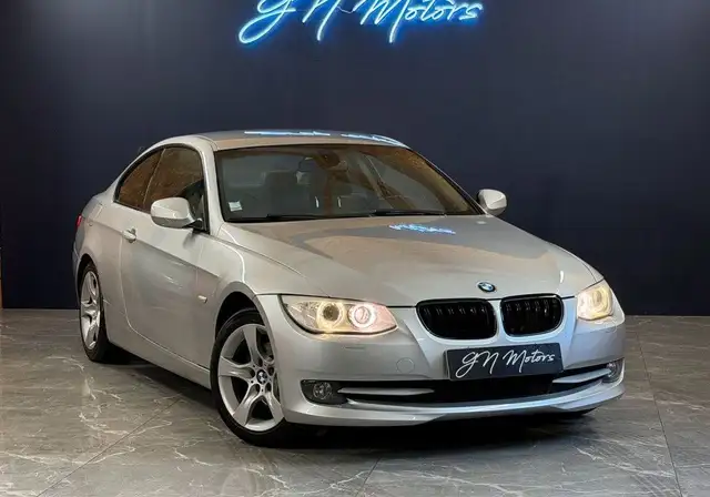 BMW 320 serie (e92) (2) coupe 320i 170 luxe suivi complet garantie 12 mois