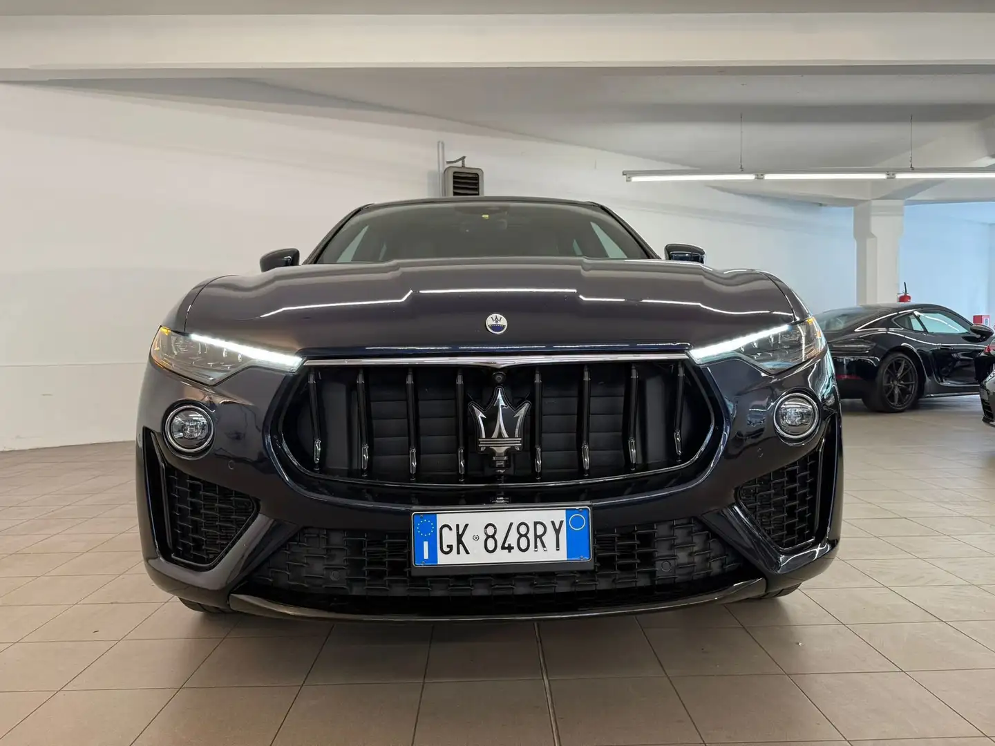 Maserati Levante 330 CV MHEV AWD GT GRANSPORT TETTO TELECAMERE Grigio - 2