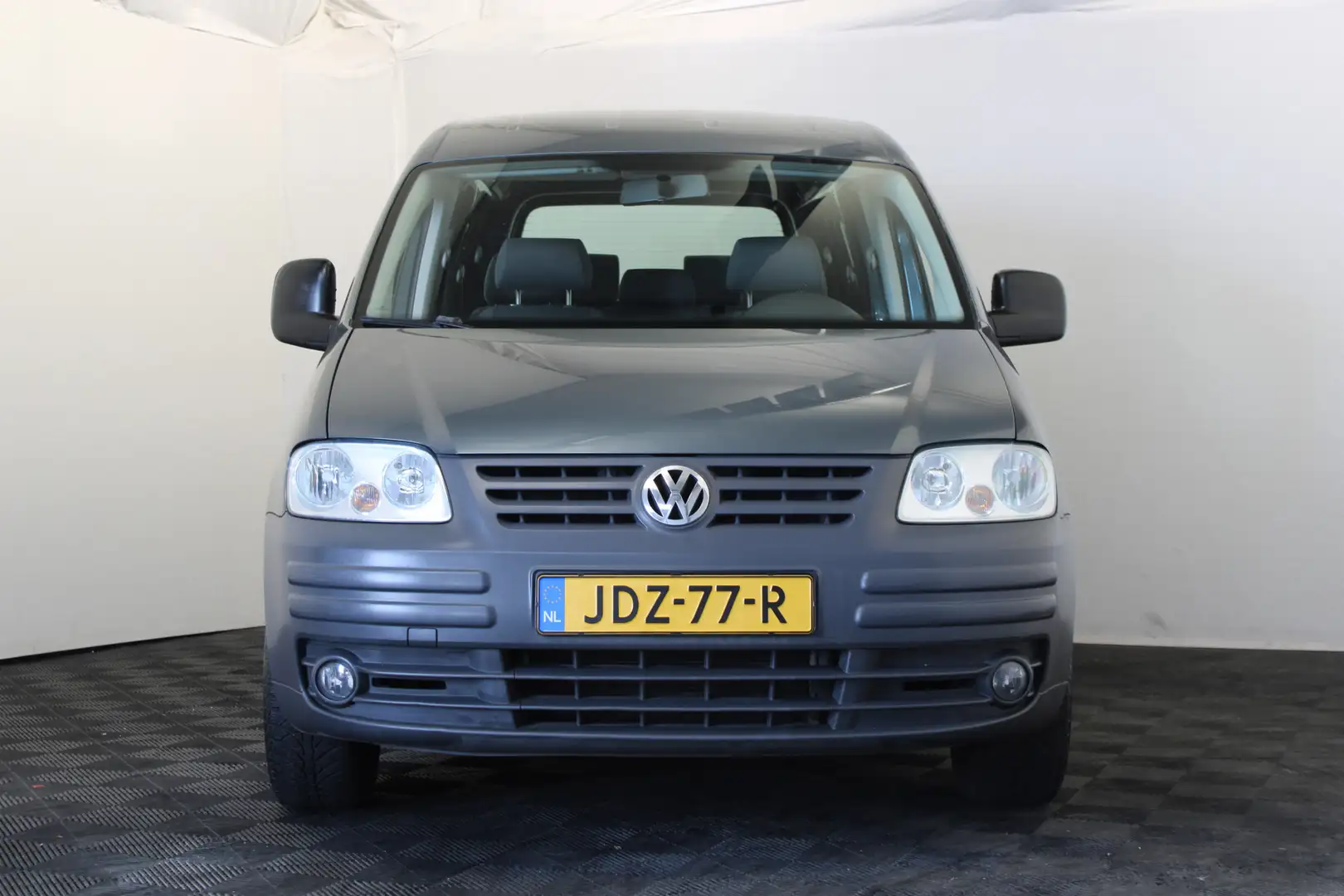Volkswagen Caddy 1.6 Turijn Comfort 7p. Grau - 2