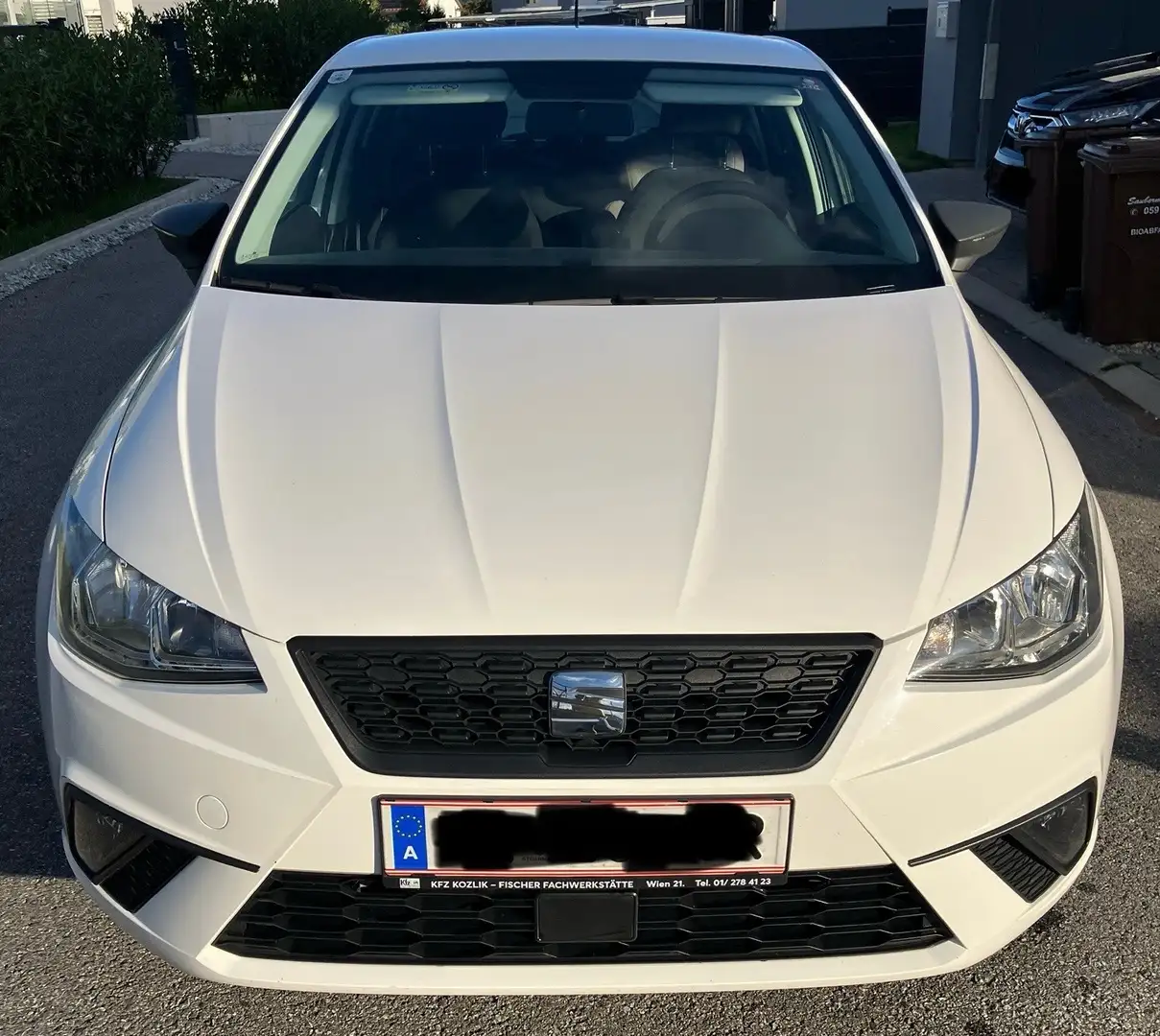 SEAT Ibiza Reference, Tempomat, Nebelscheinw., Frontassis Weiß - 1