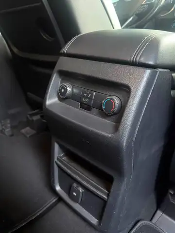 Ford Galaxy view 12