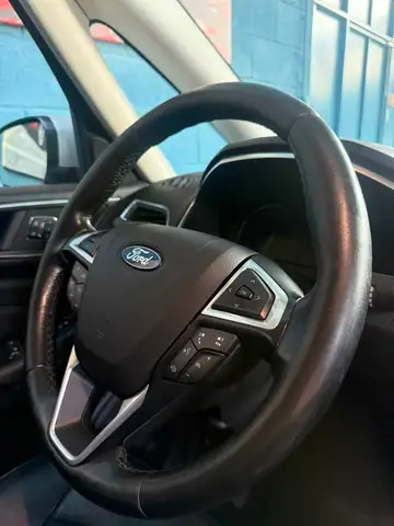 Ford Galaxy view 6