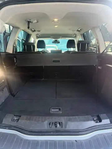 Ford Galaxy view 14