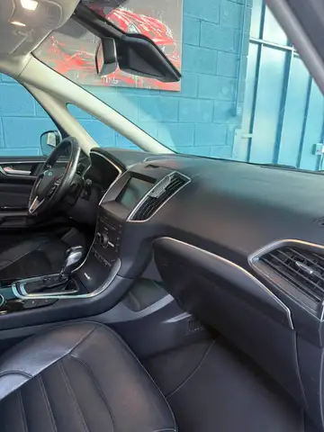 Ford Galaxy view 8