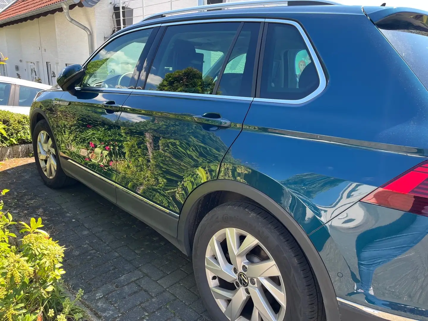 Volkswagen Tiguan 2.0 TDI SCR DSG Elegance - 1