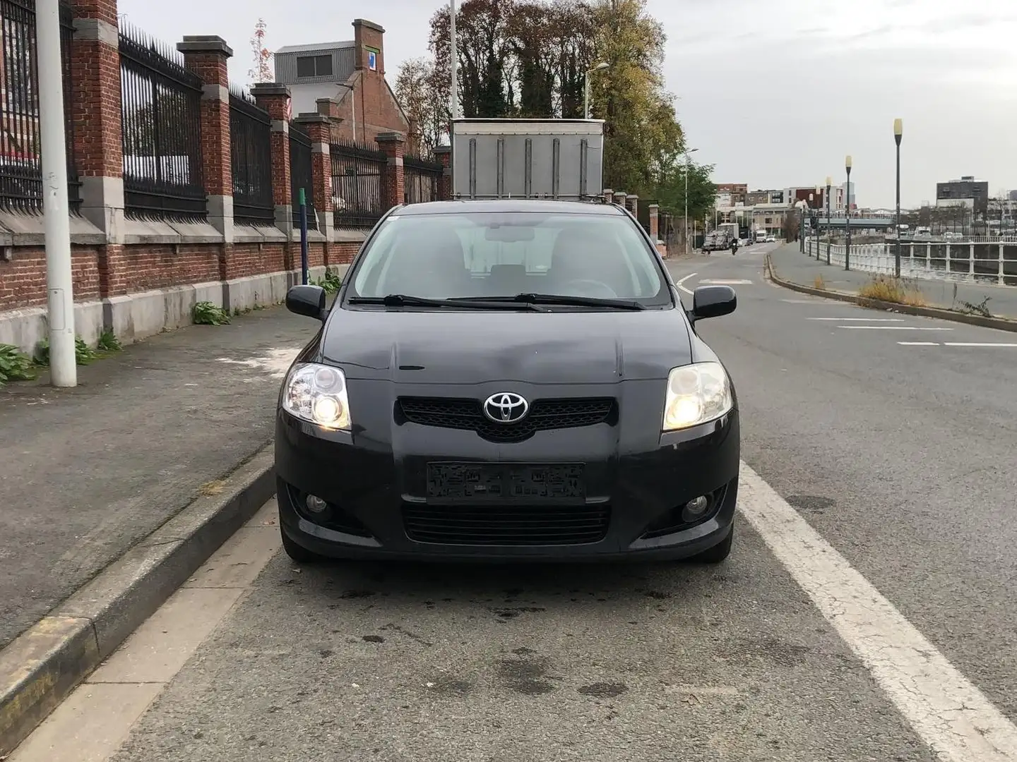 Toyota Auris Auris 1.4i VVT-i Linea Luna - 2