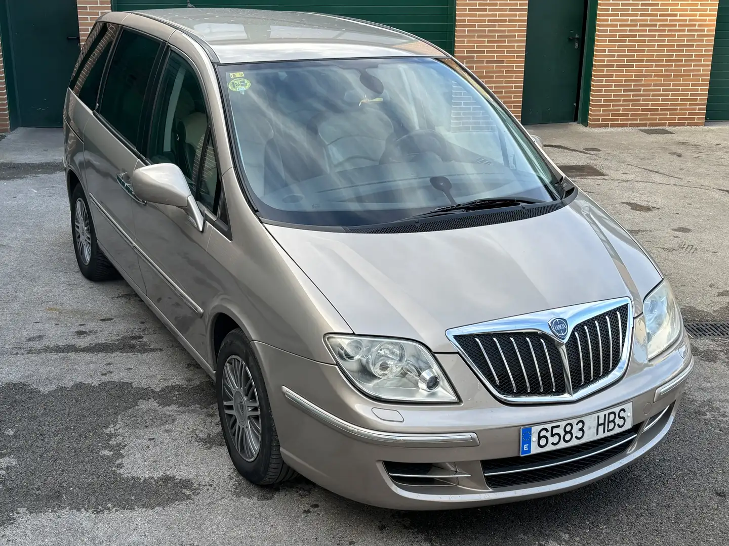 Lancia Phedra Phedra 2.2JTD 16v Lilimited Edition Aut. Gold - 2