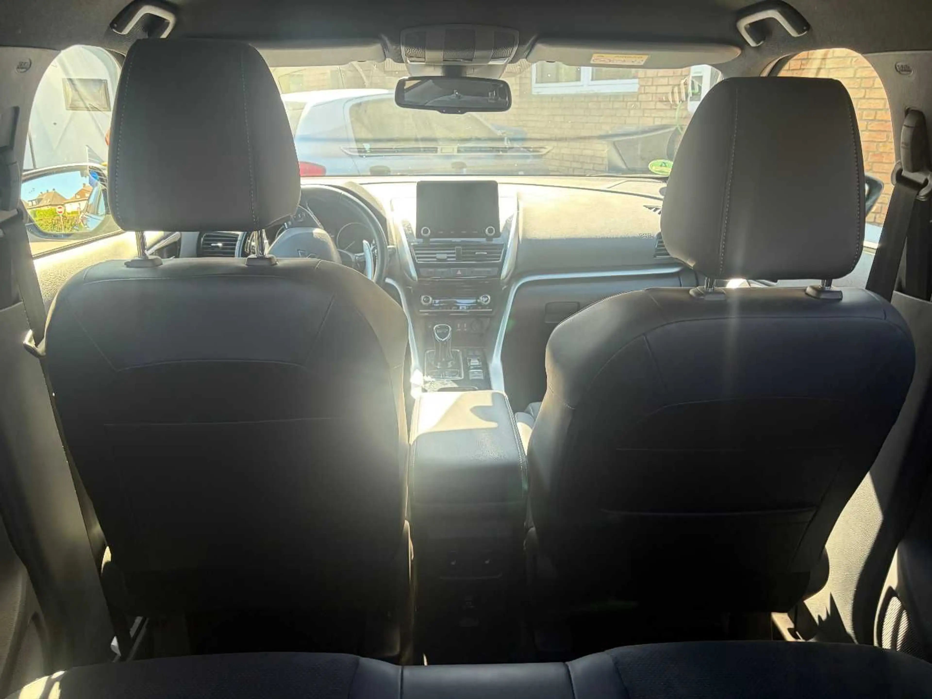 Mitsubishi Eclipse Cross PHEV Plus Intro Edition 4WD AHK — photo 15