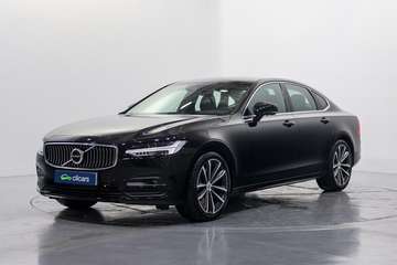 D5 Momentum Pro AWD Aut.