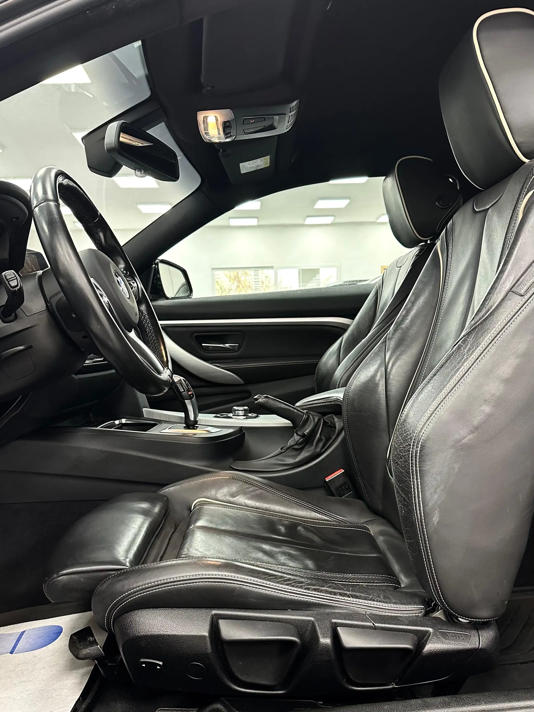 BMW 418 Coupé dA PACK M- GARANTIE 12 MOIS -PARFAIT ETAT — photo 7