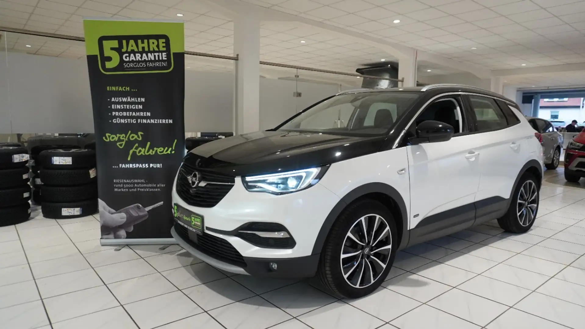 Opel Grandland 1.6 Turbo Navi,Sitzheizung,Parkpilot, Weiß - 2