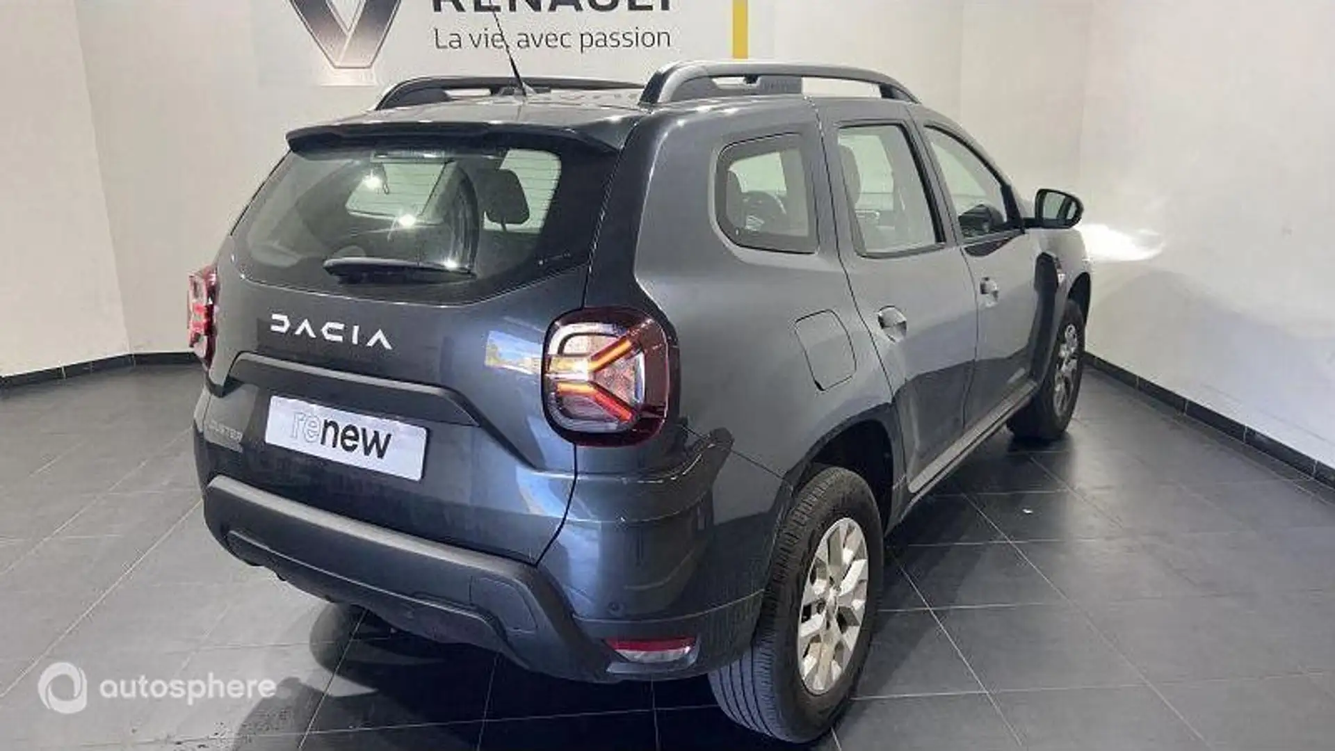Dacia Duster 1.3 TCe 150ch FAP Expression 4x2 EDC - 2