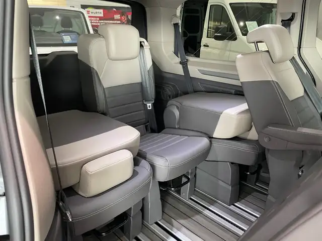 Volkswagen T7 Multivan VW T7 Multivan Edition ÜH TDI Ansicht 12