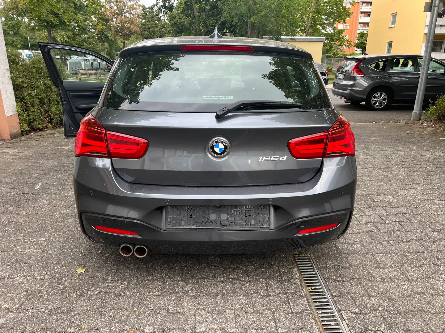 BMW 125 1er Diesel (5-Türer) 125d Sport-Aut. M Sport - 2